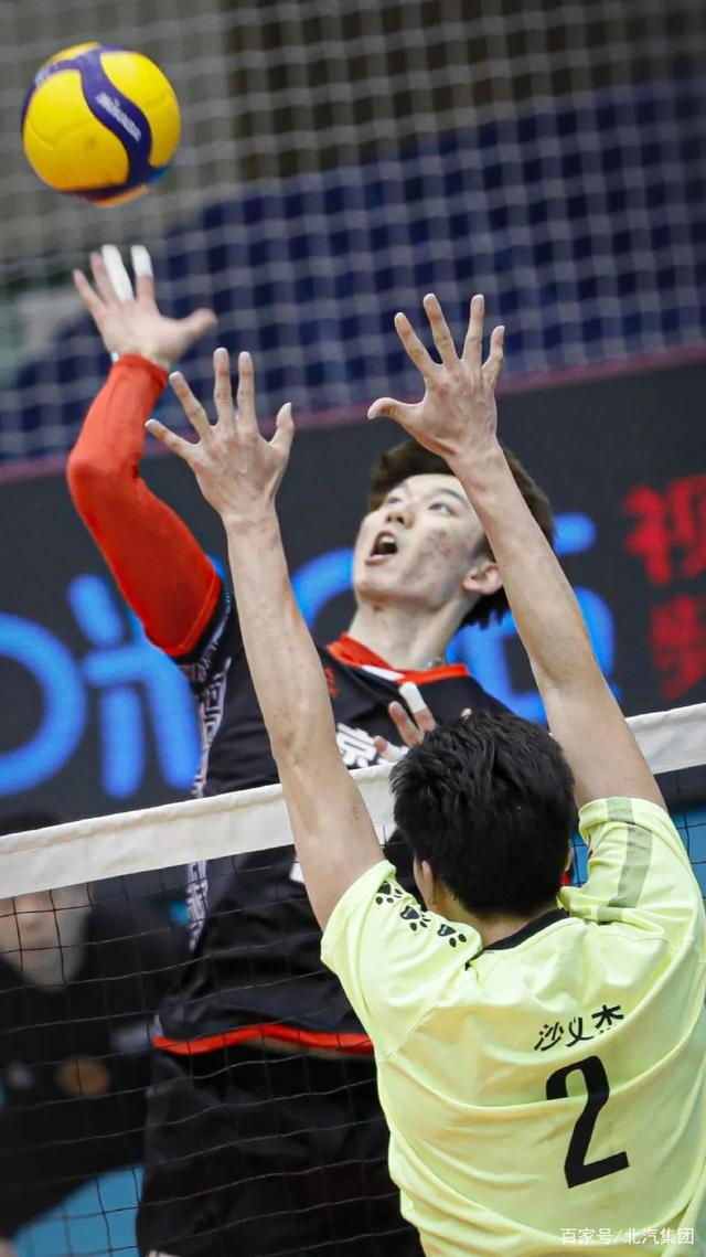 CLG鏖战G2，Viper打出惊人五杀顶尖较量四强赛，强势挺进下一轮