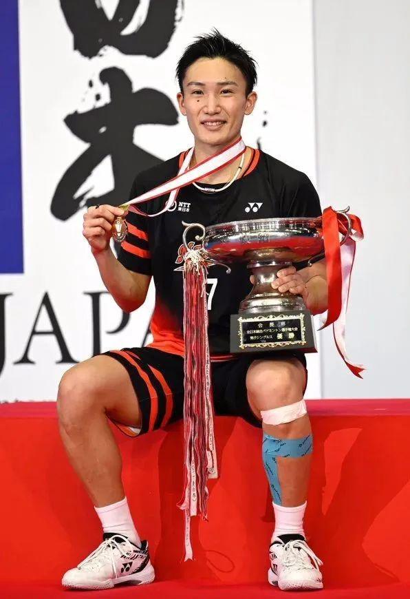 开云下载-中国队逆转马来西亚队，桃田贤斗点燃赛场的简单介绍