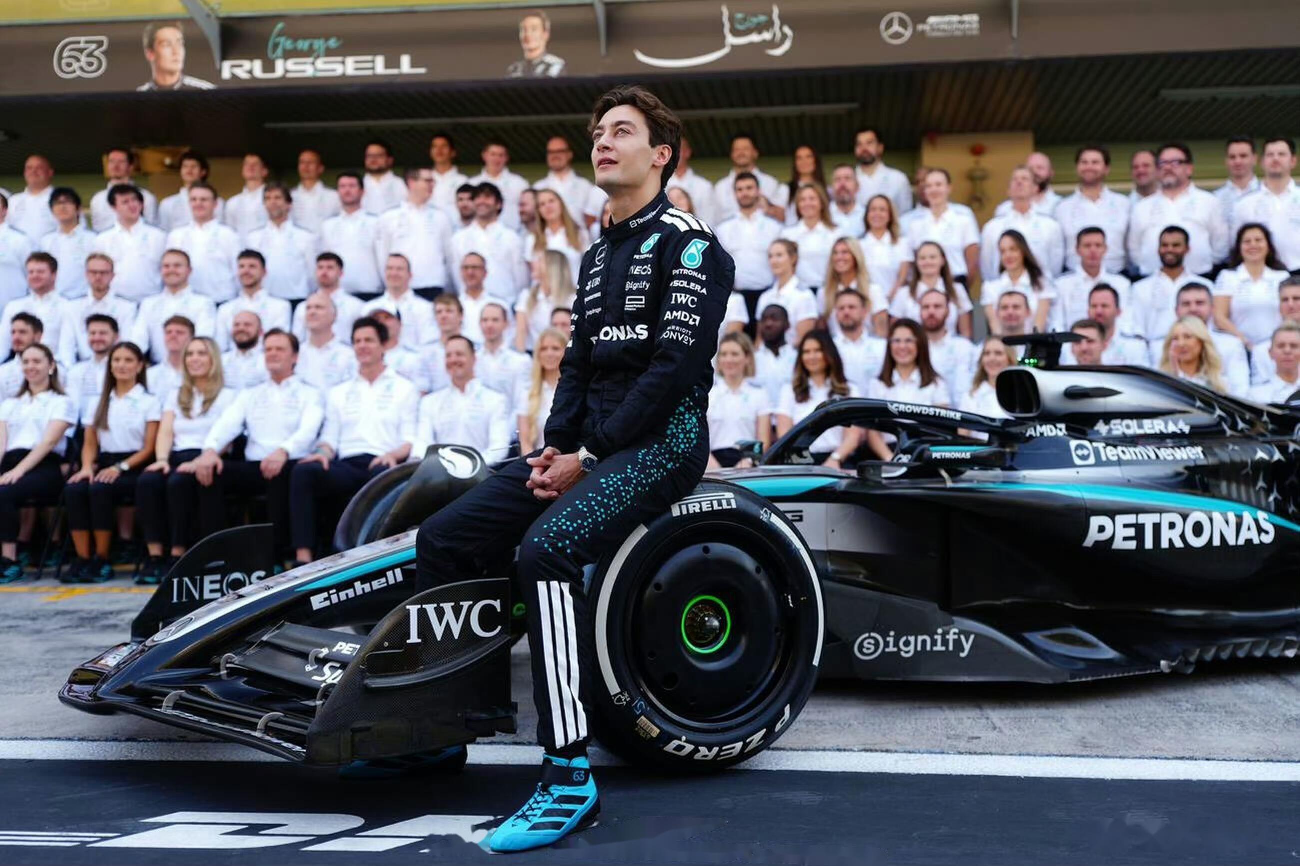 开云体育app-梅赛德斯碾压阿斯顿马丁，拉塞尔状态火热