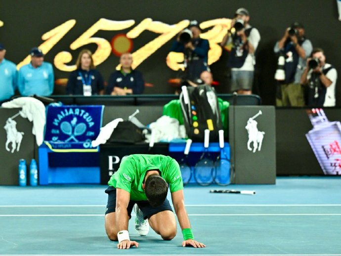 温网翻盘澳网，德约科维奇带队取胜